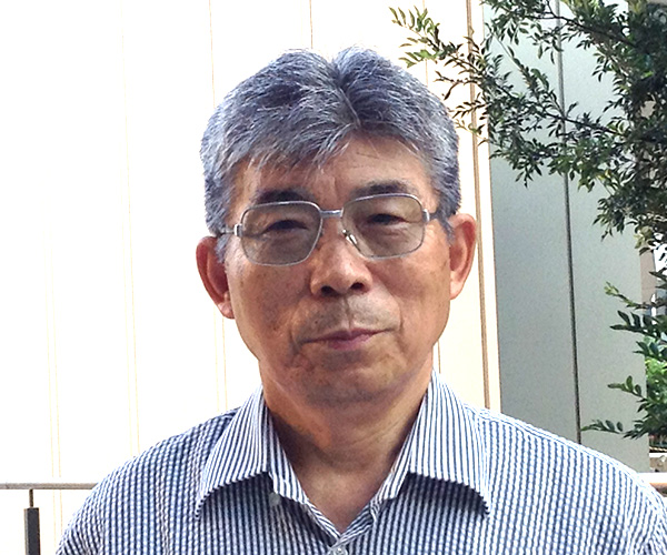 理事・事務局長 安部 省吾